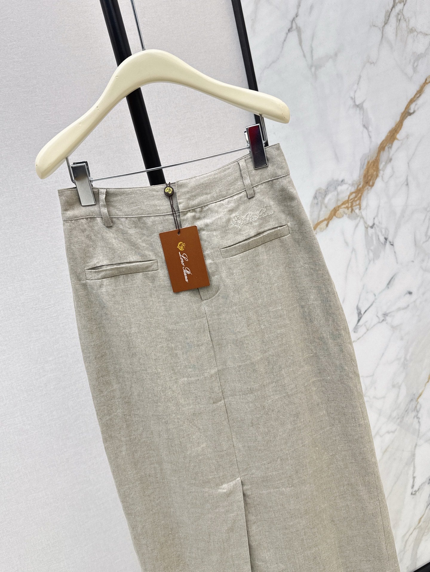 Lo 25ss linen skirt