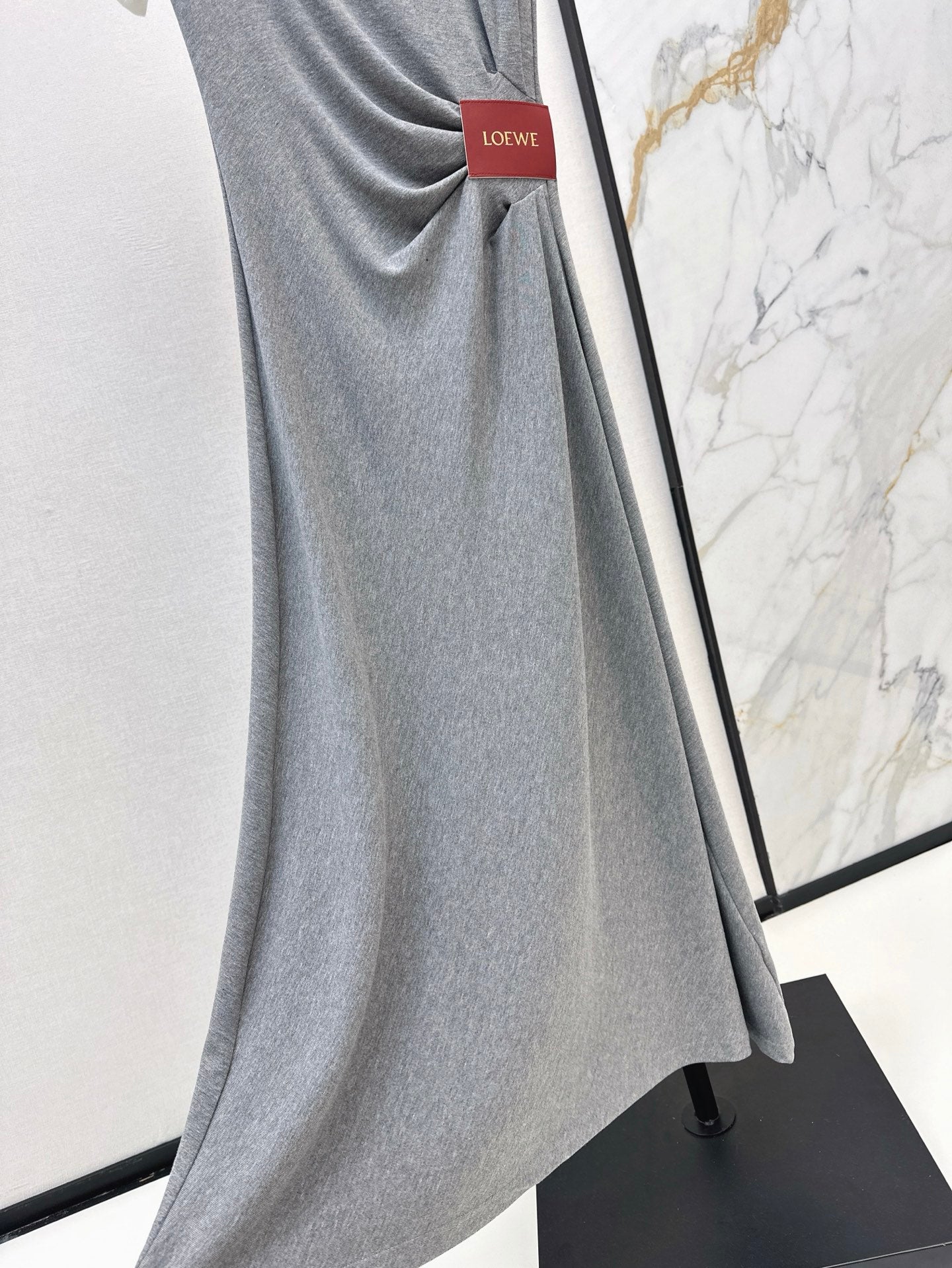 Loe 25ss pleated dress