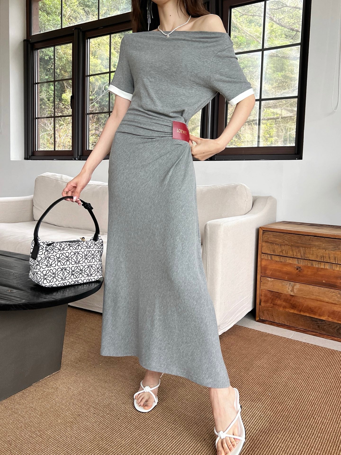 Loe 25ss pleated dress