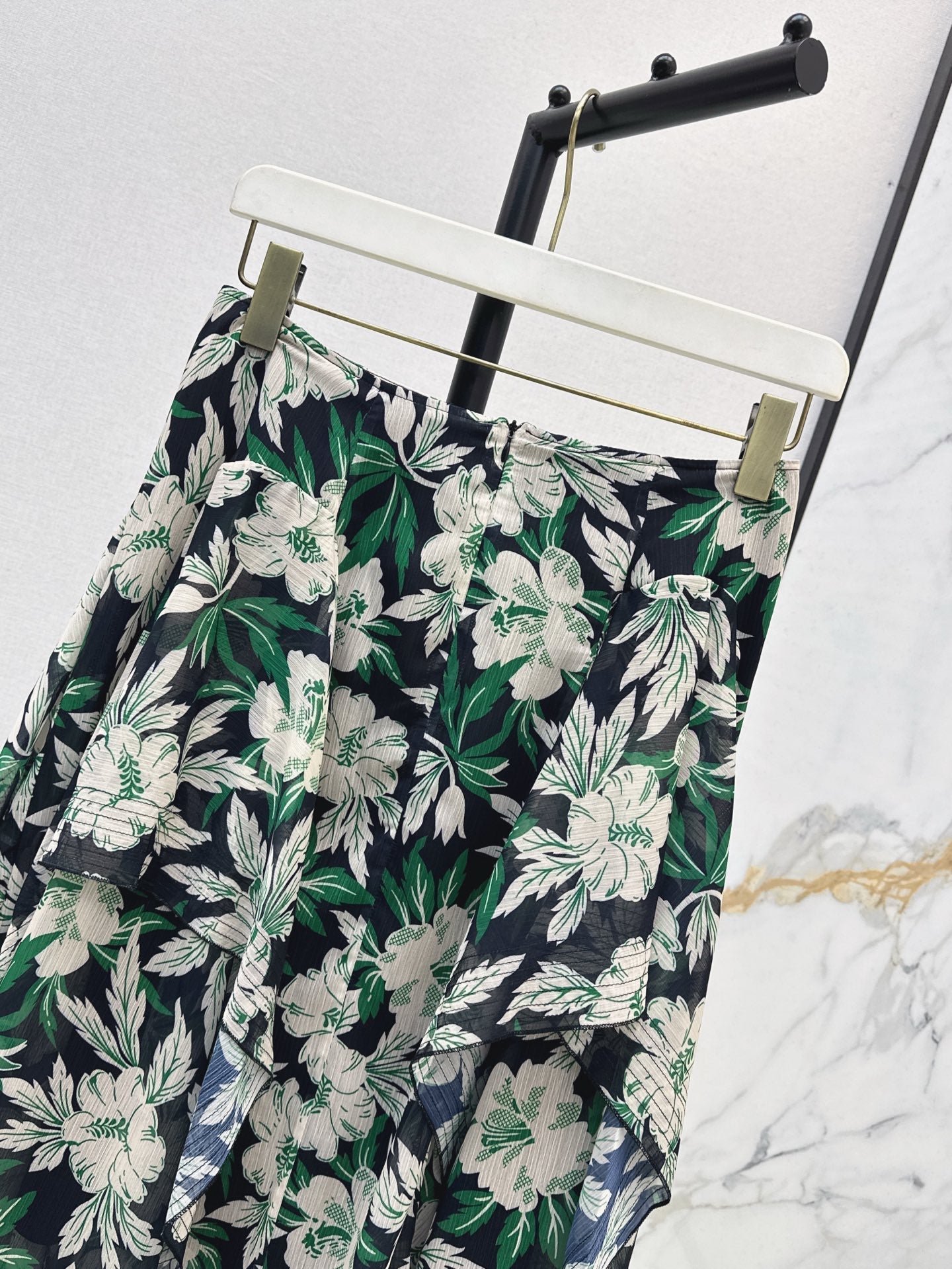Loe 25ss printed skirt