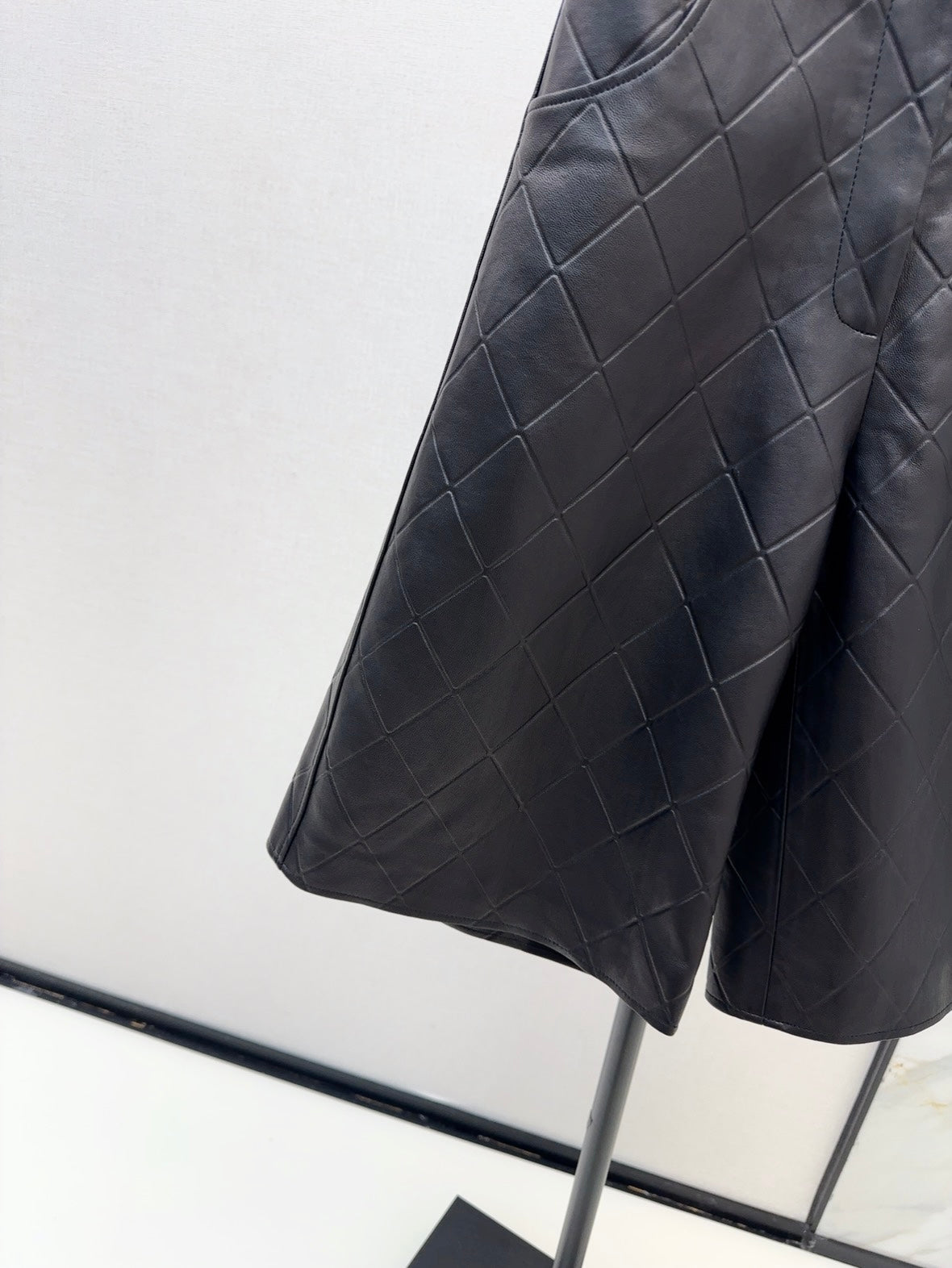 Ch 25ss genuine leather shorts