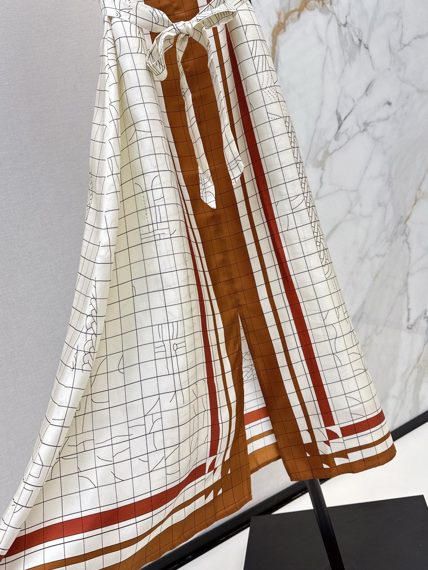 H 25ss Silk long dress
