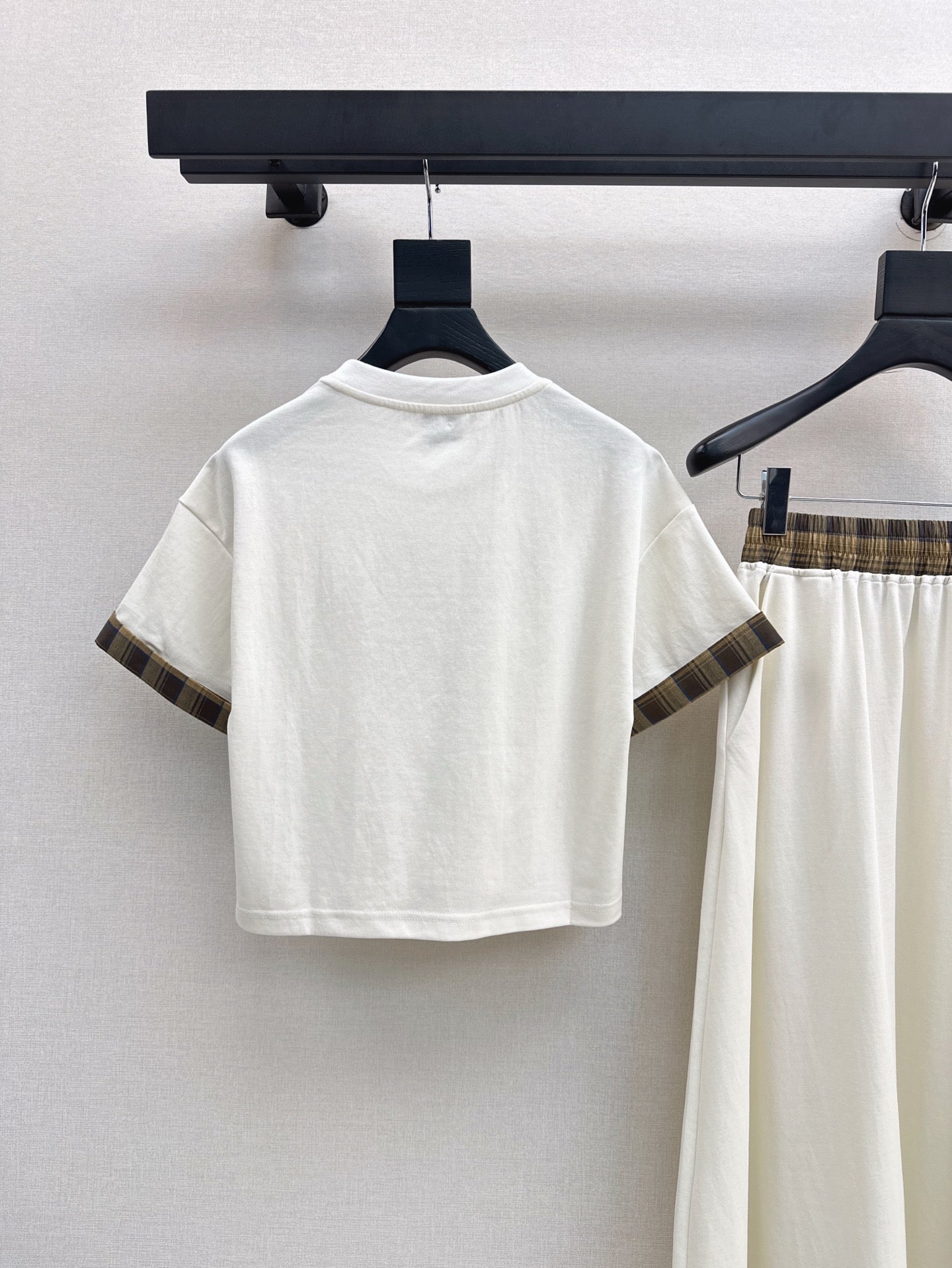Bur 25ss tee skirt set