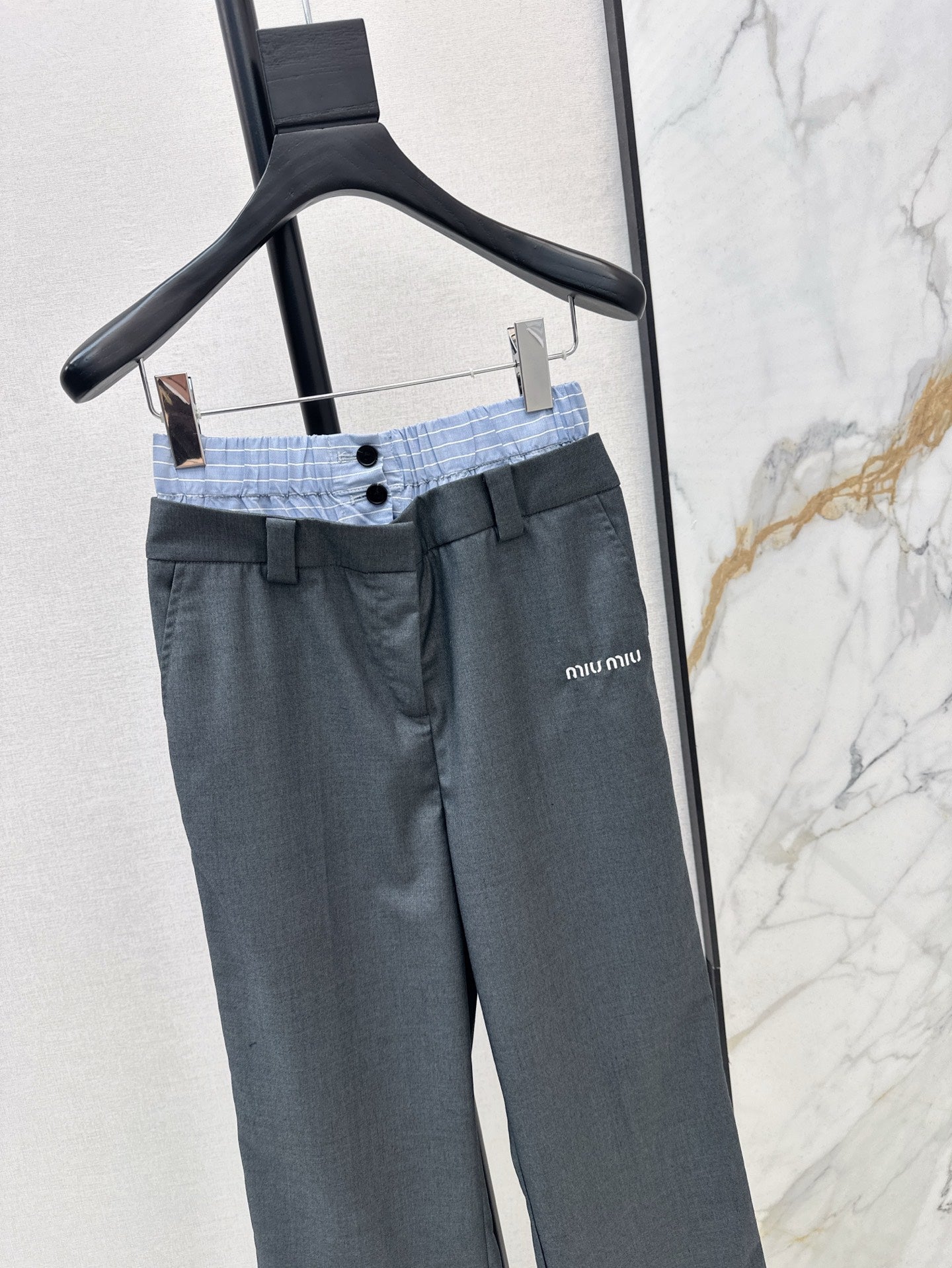 Mi 25ss embroider pants