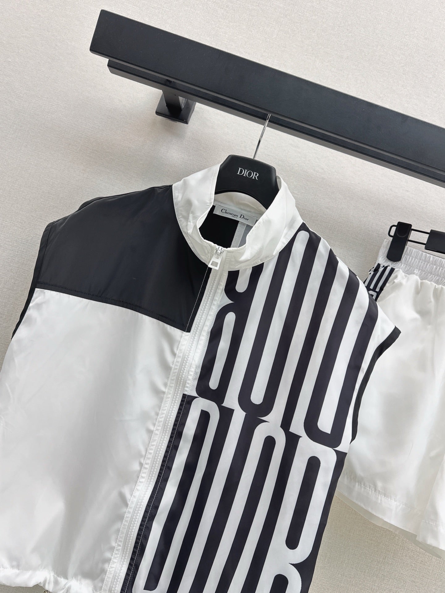 D 25ss miss sleeveless set
