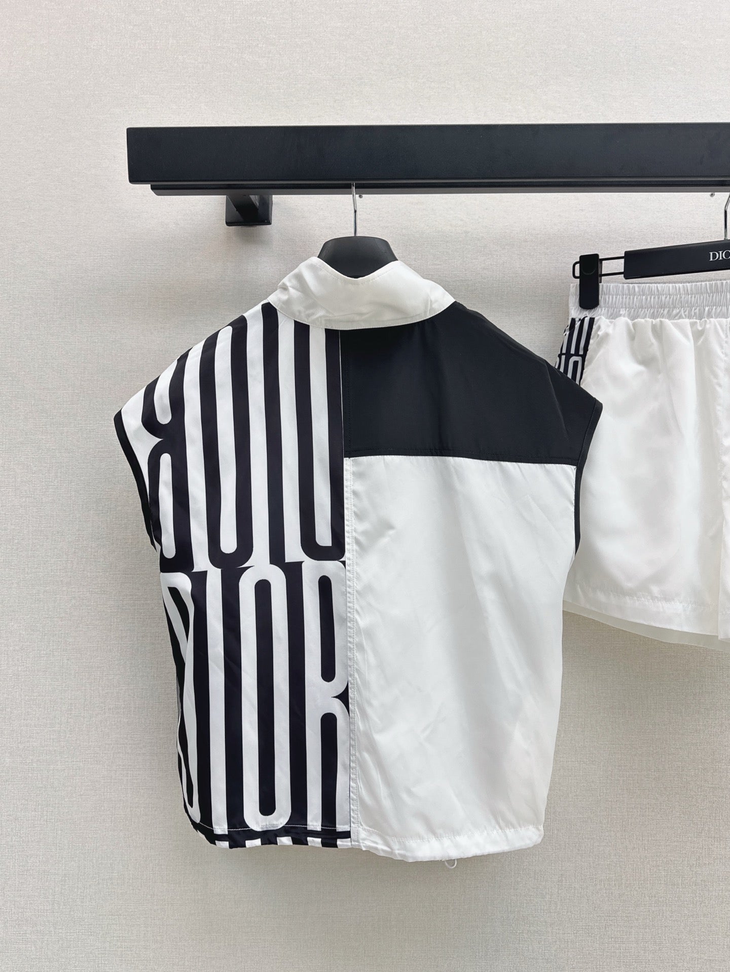 D 25ss miss sleeveless set