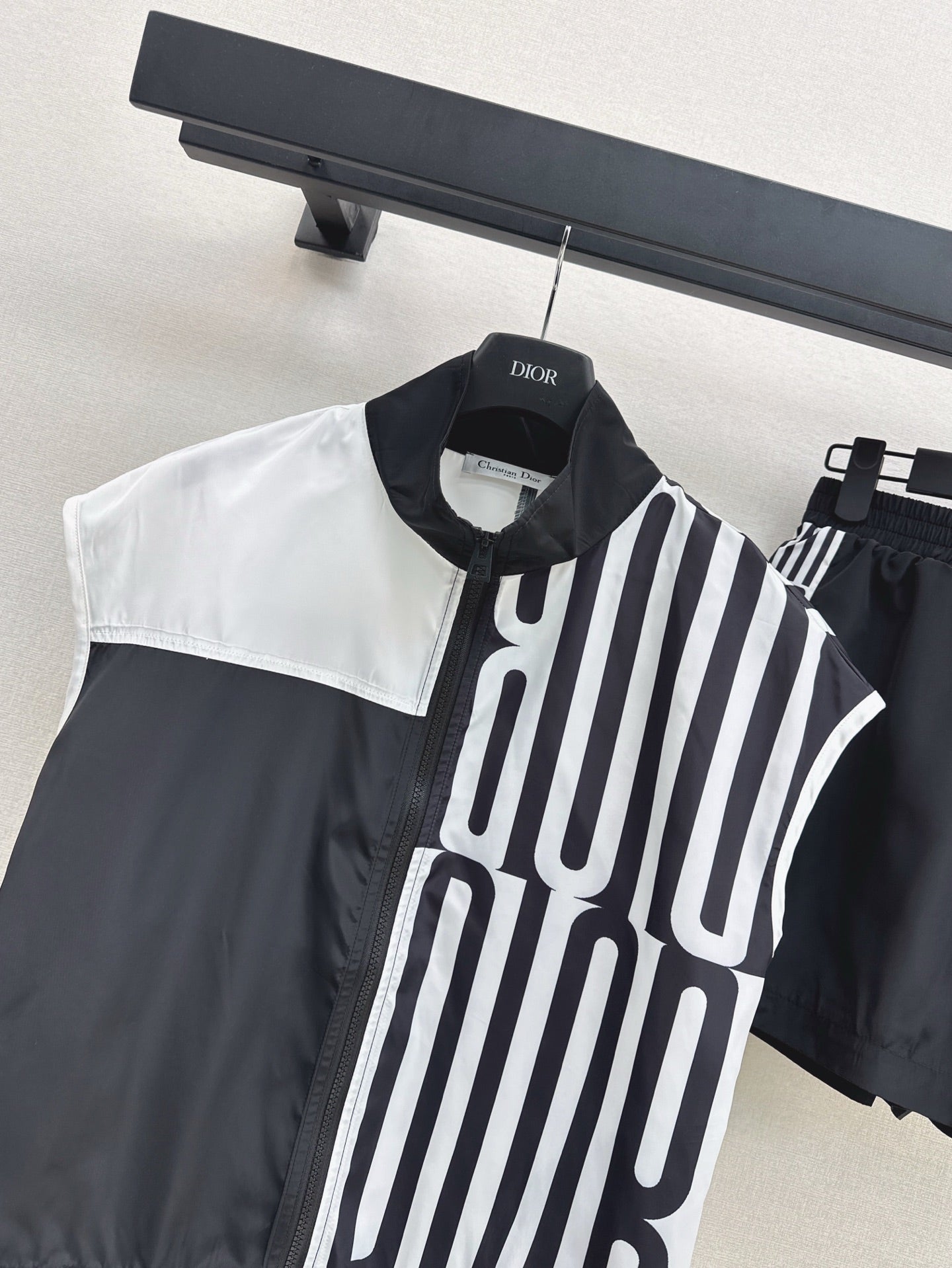 D 25ss miss sleeveless set