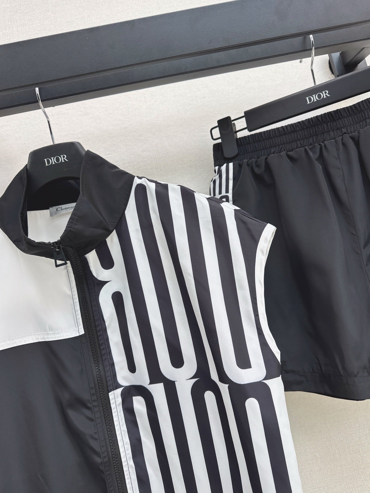 D 25ss miss sleeveless set