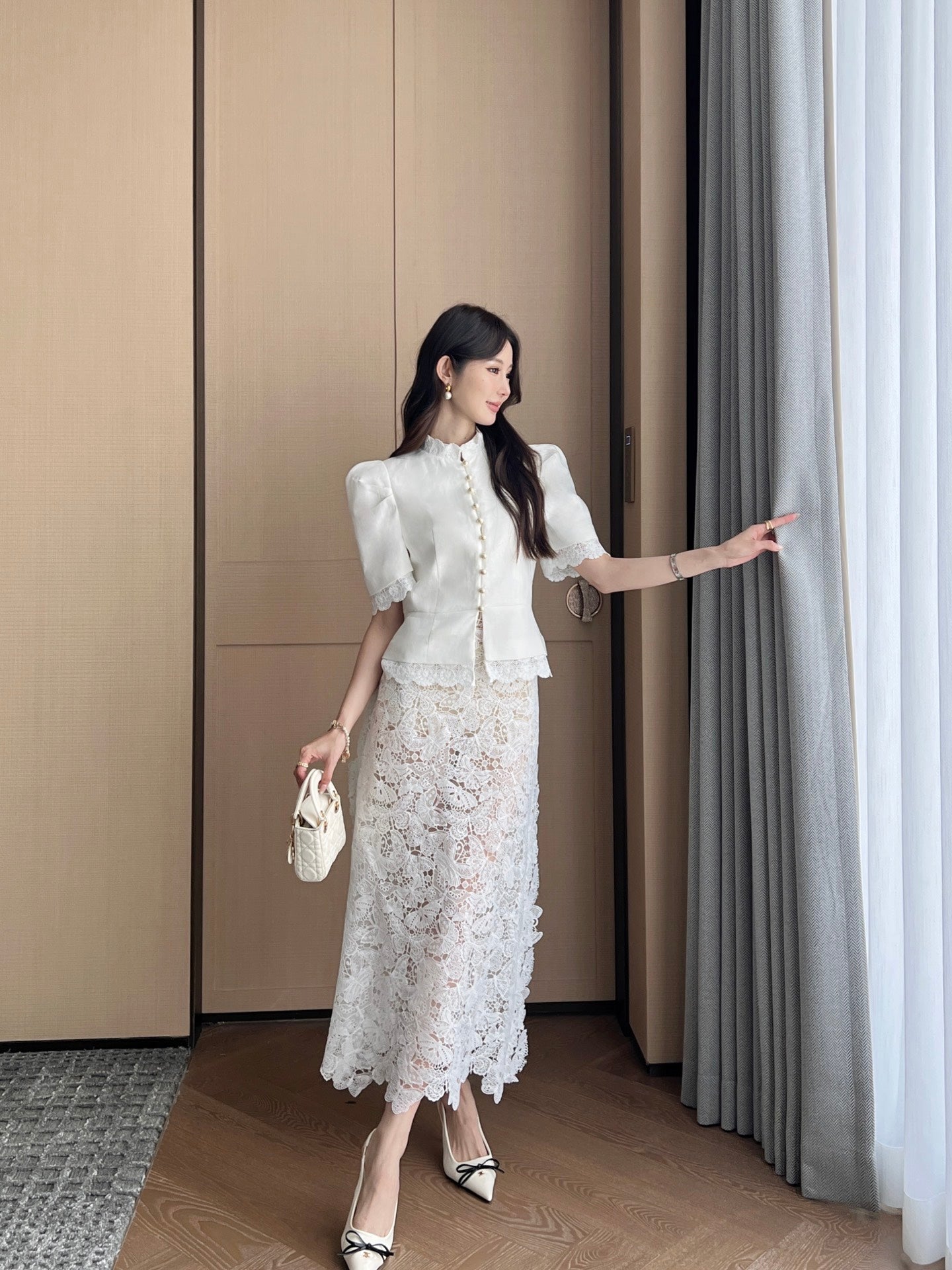 D 25ss hollow dress