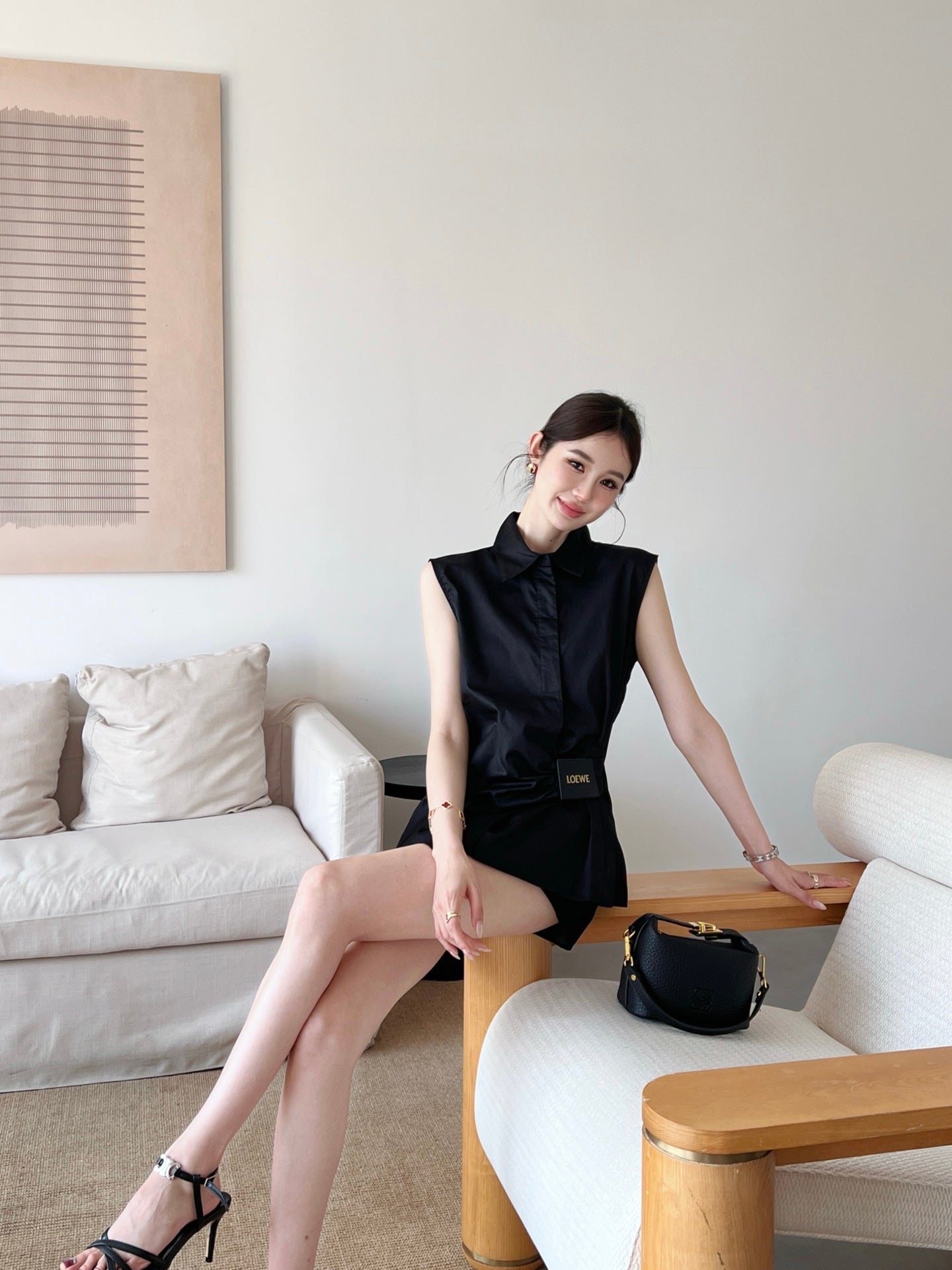 Loe 25ss pleated vest