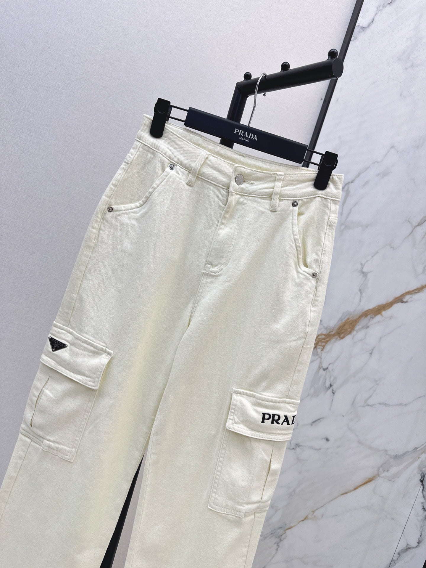 P 25SS embroidered jeans