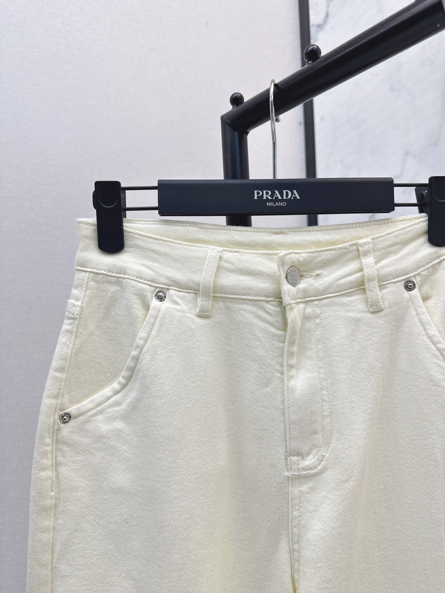P 25SS embroidered jeans