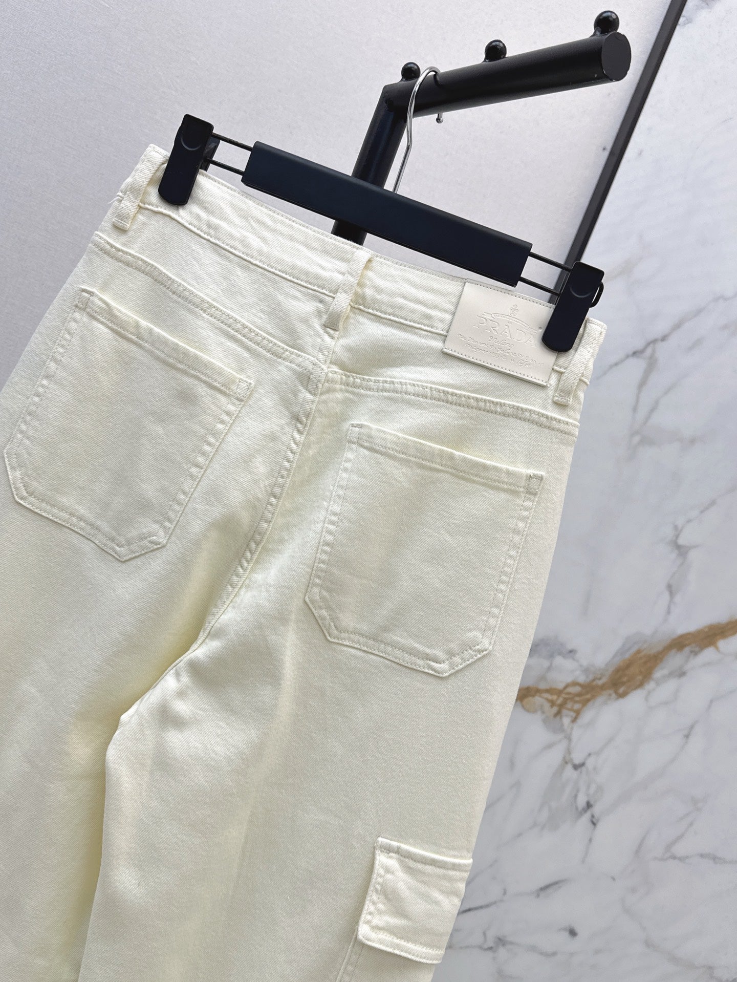 P 25SS embroidered jeans