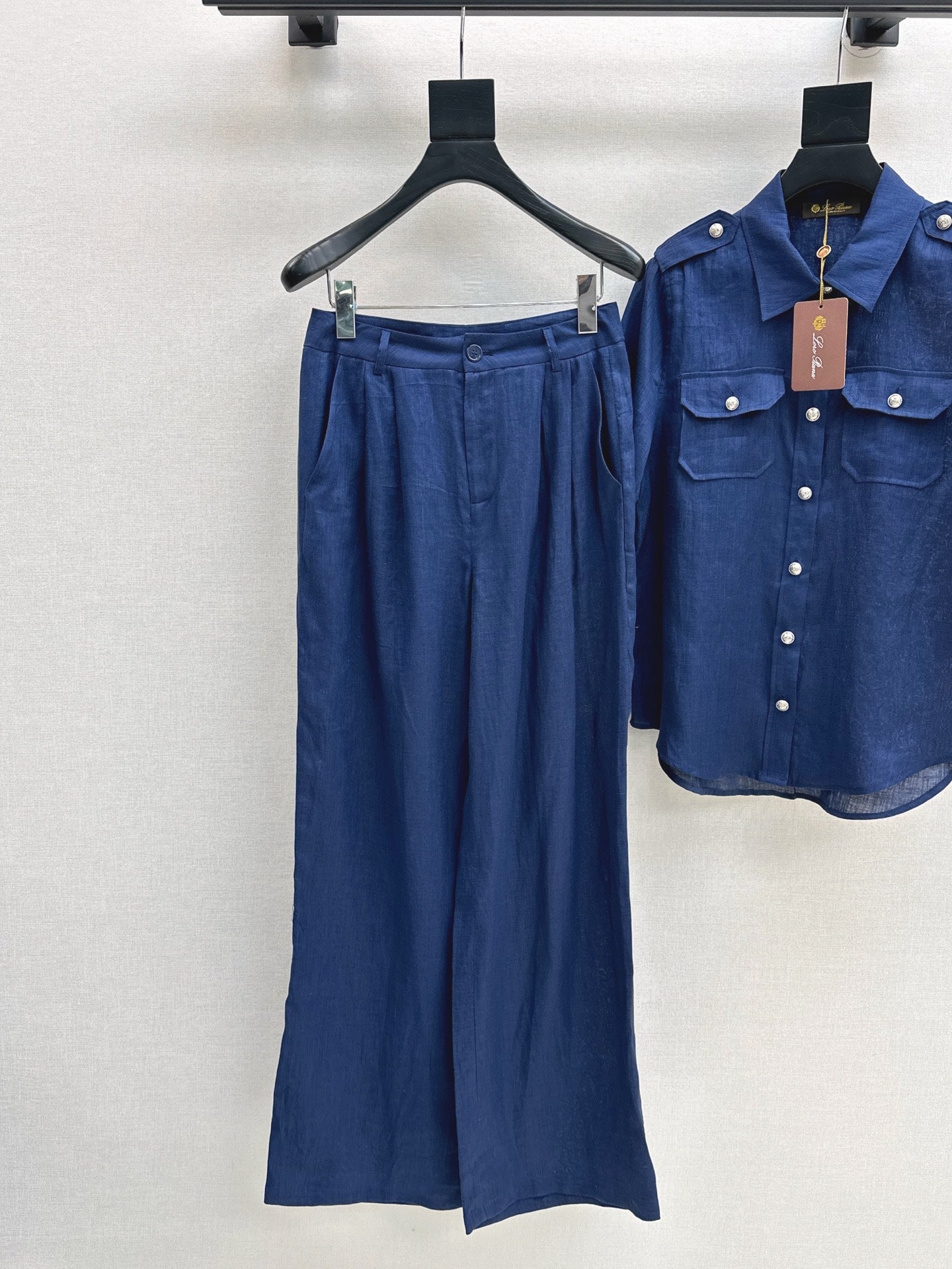 Loro 25ss linen suit