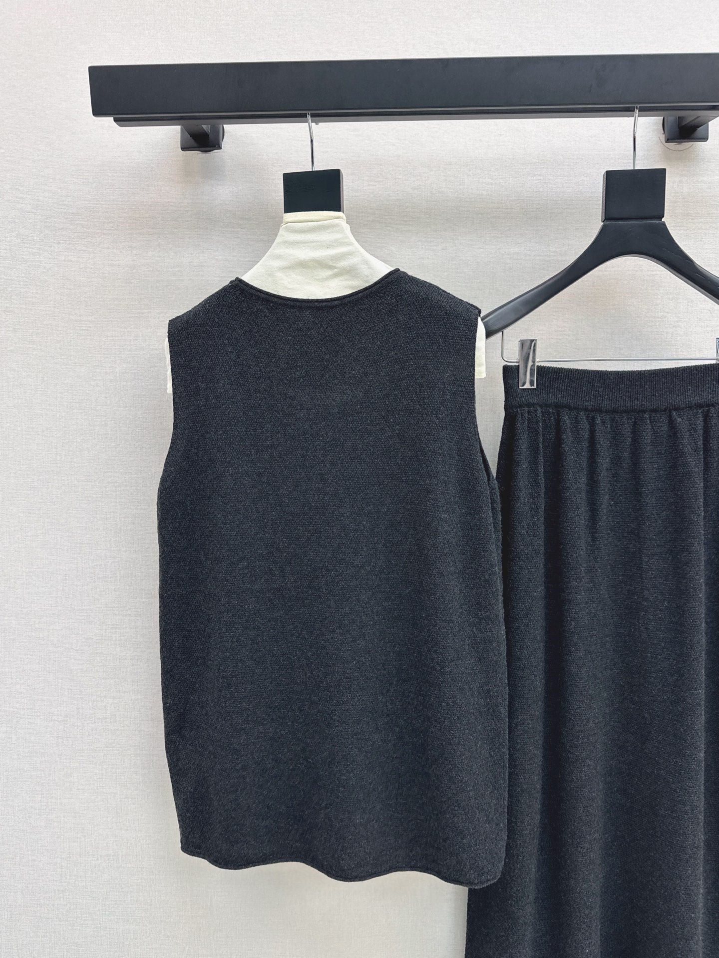 Bur 25ss knit suit
