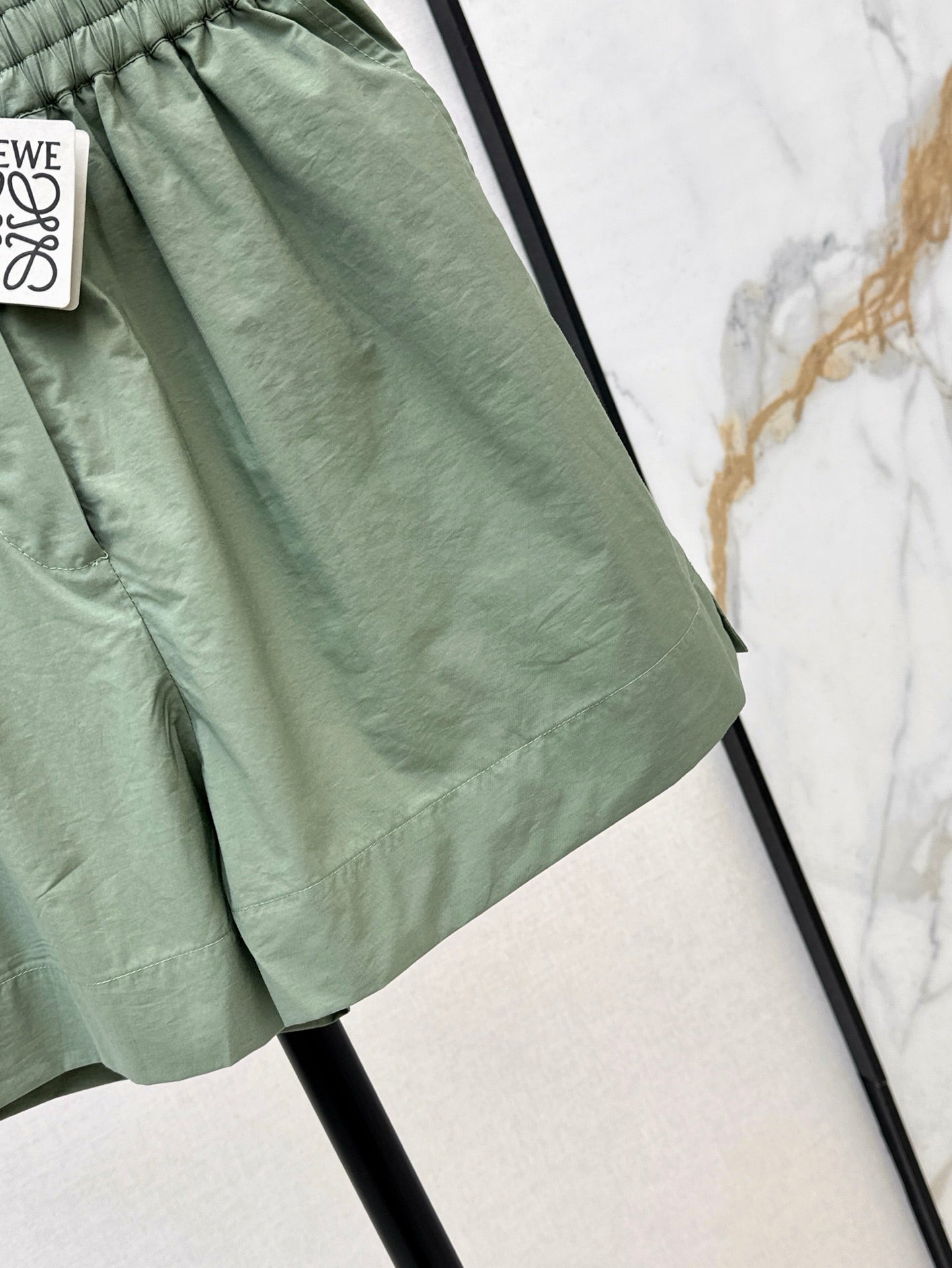 Loe 25ss embroidered short