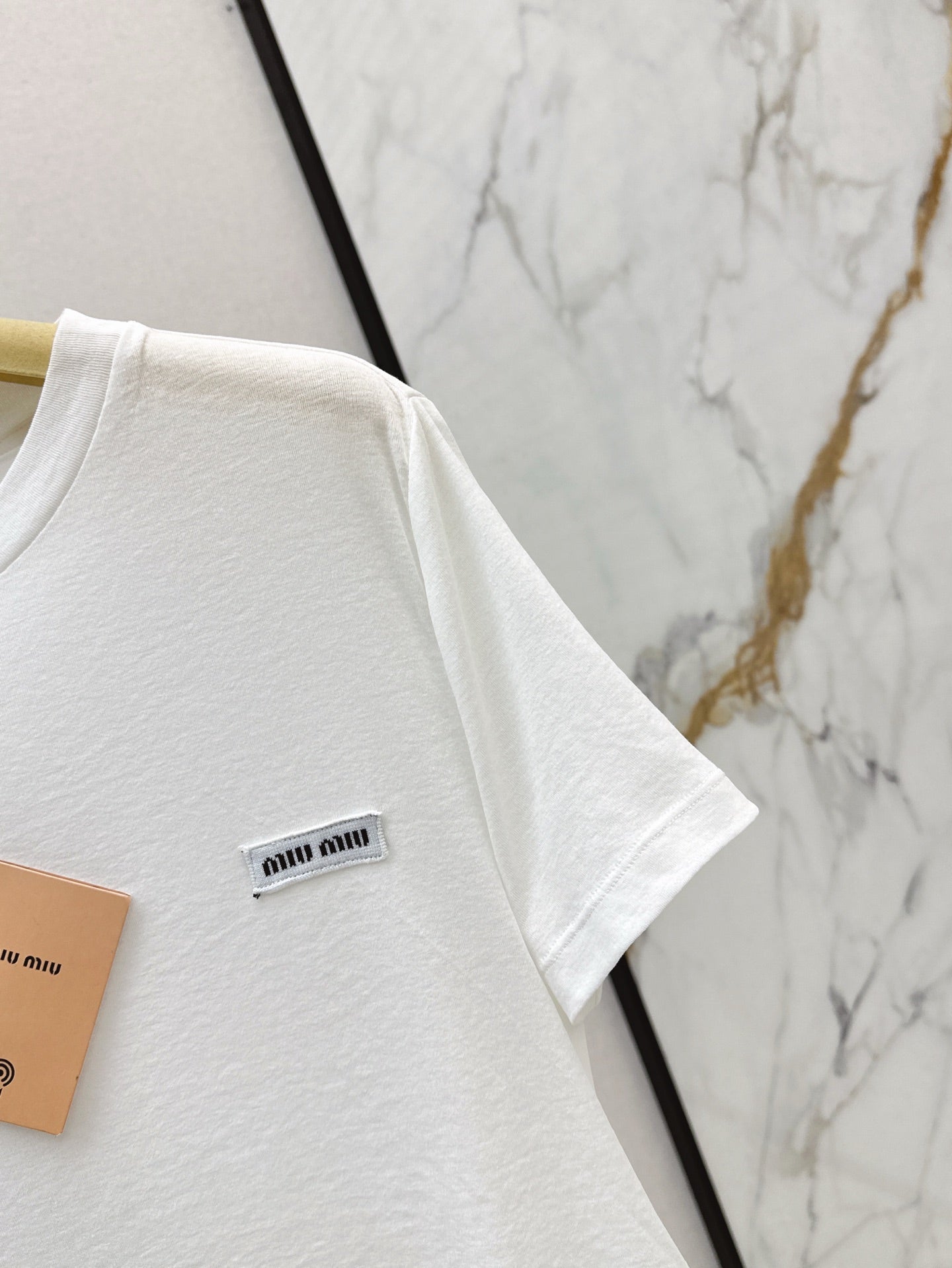 Miu 25ss lace t-shirt