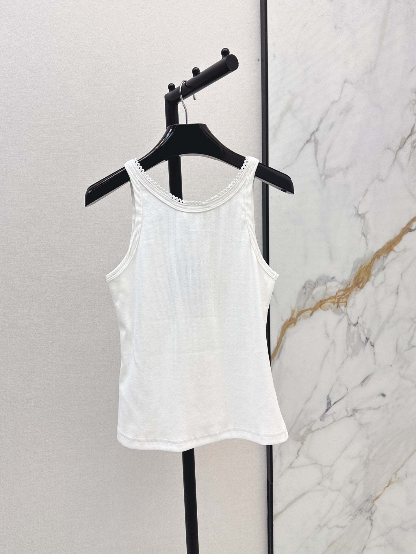 Celi 25ss embroidered vest