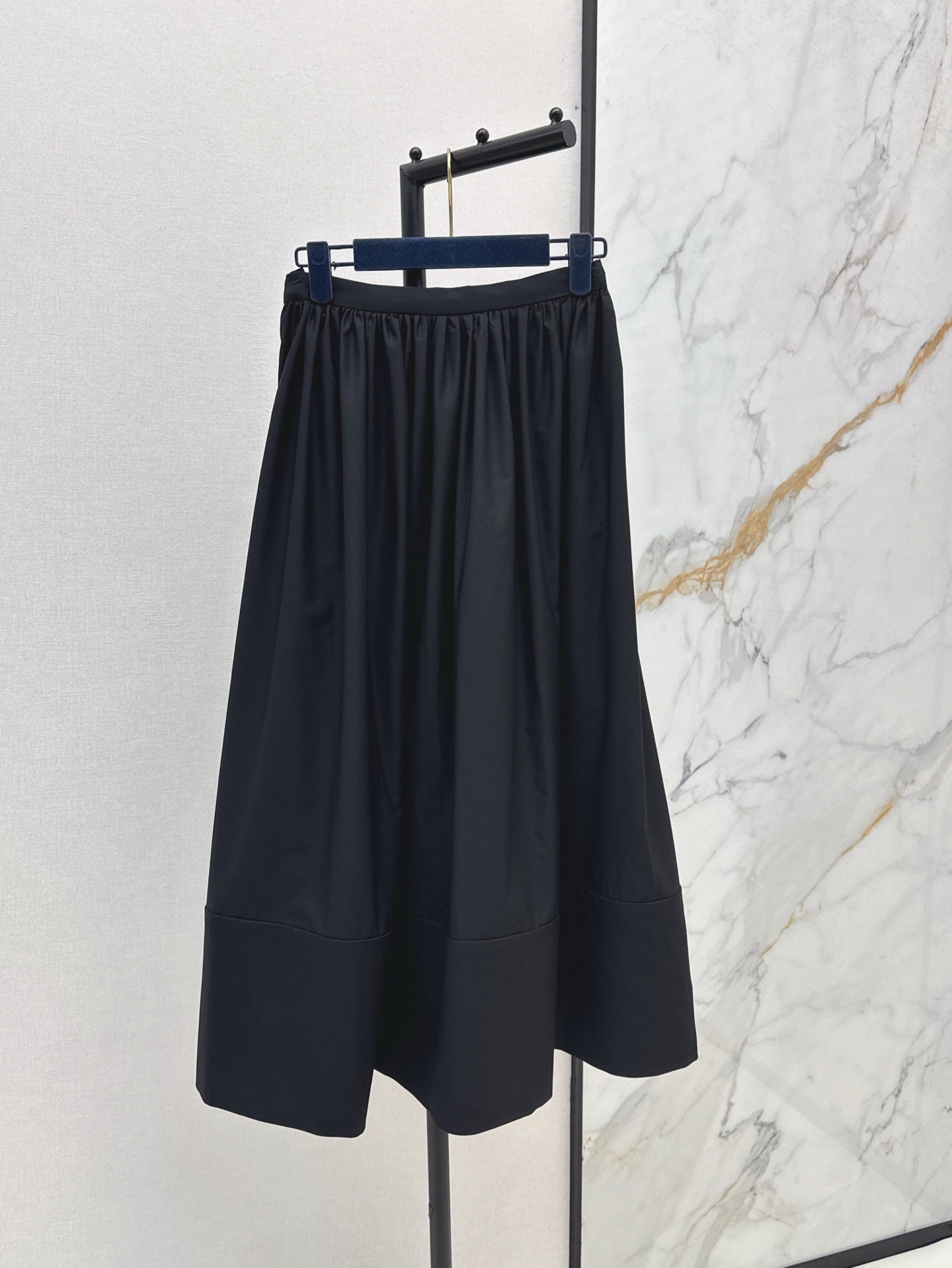 Louis 25ss ruffle skirt