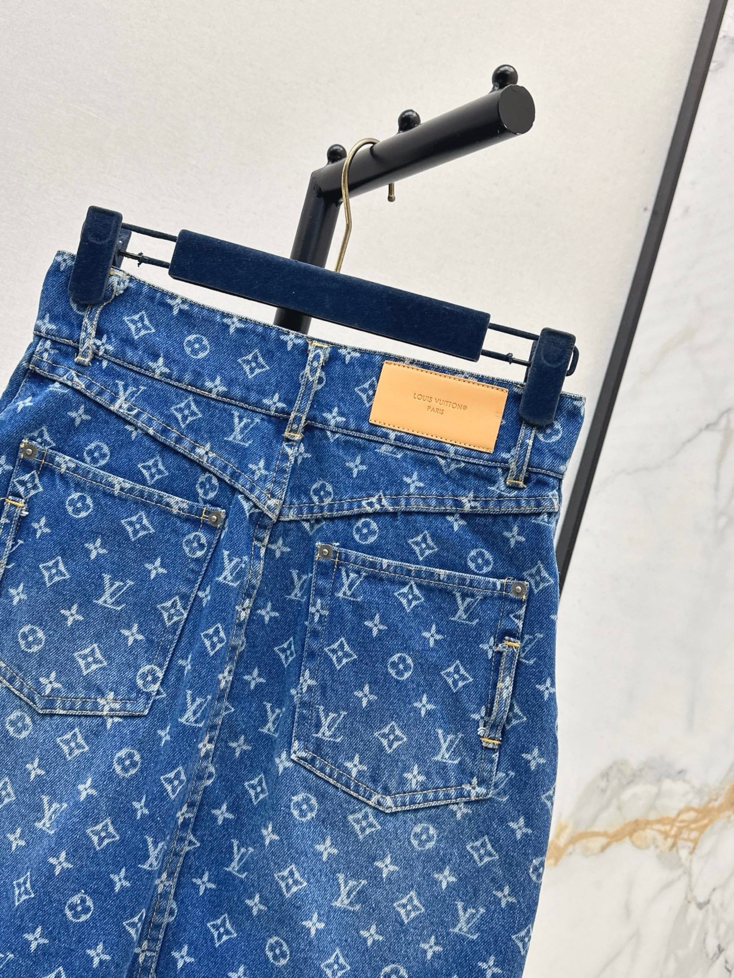 Louis 25ss denim skirt
