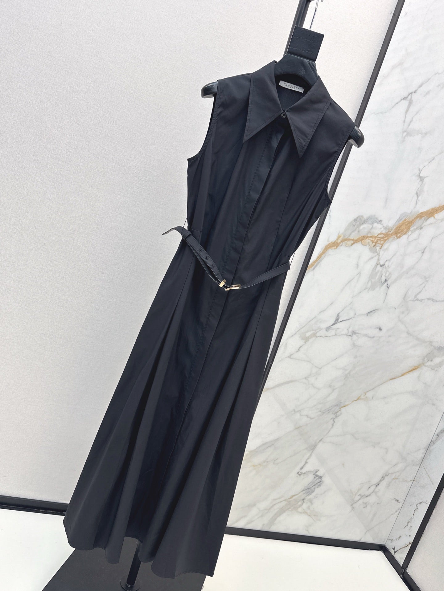 Fend 25ss sleeveless dress