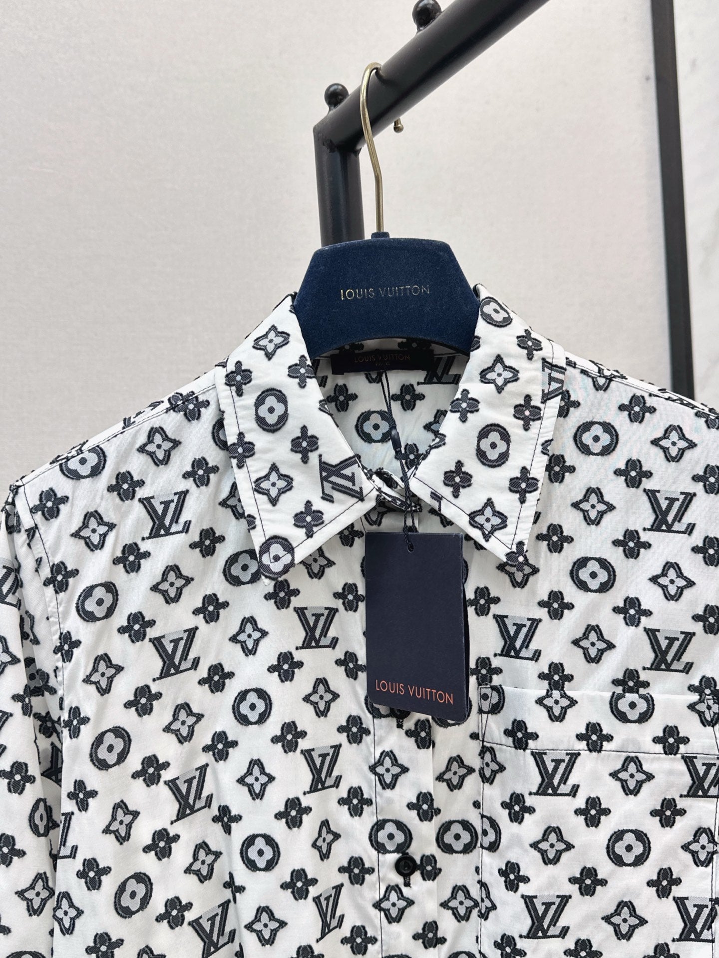 Louis 25ss monogram shirt
