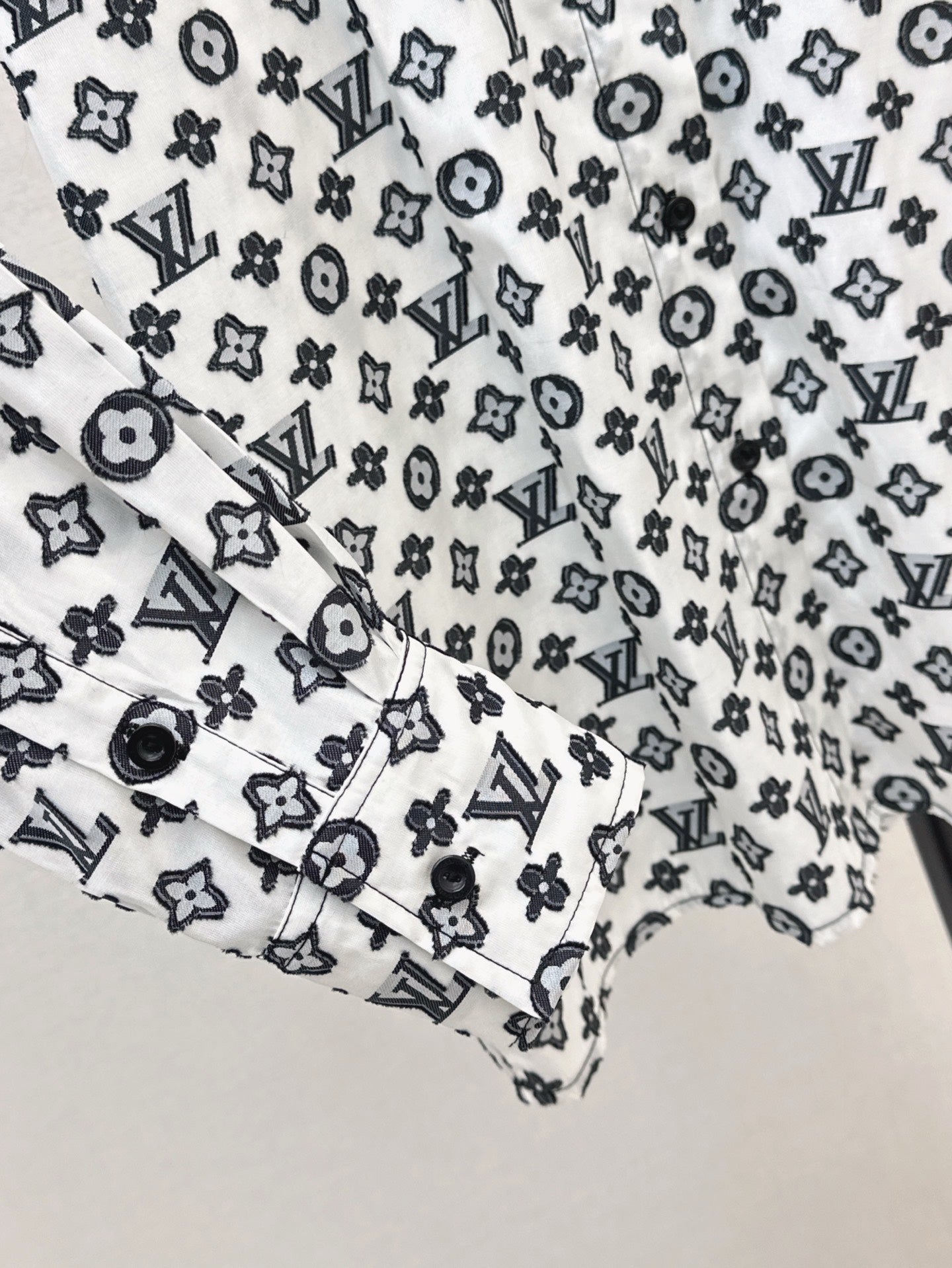 Louis 25ss monogram shirt