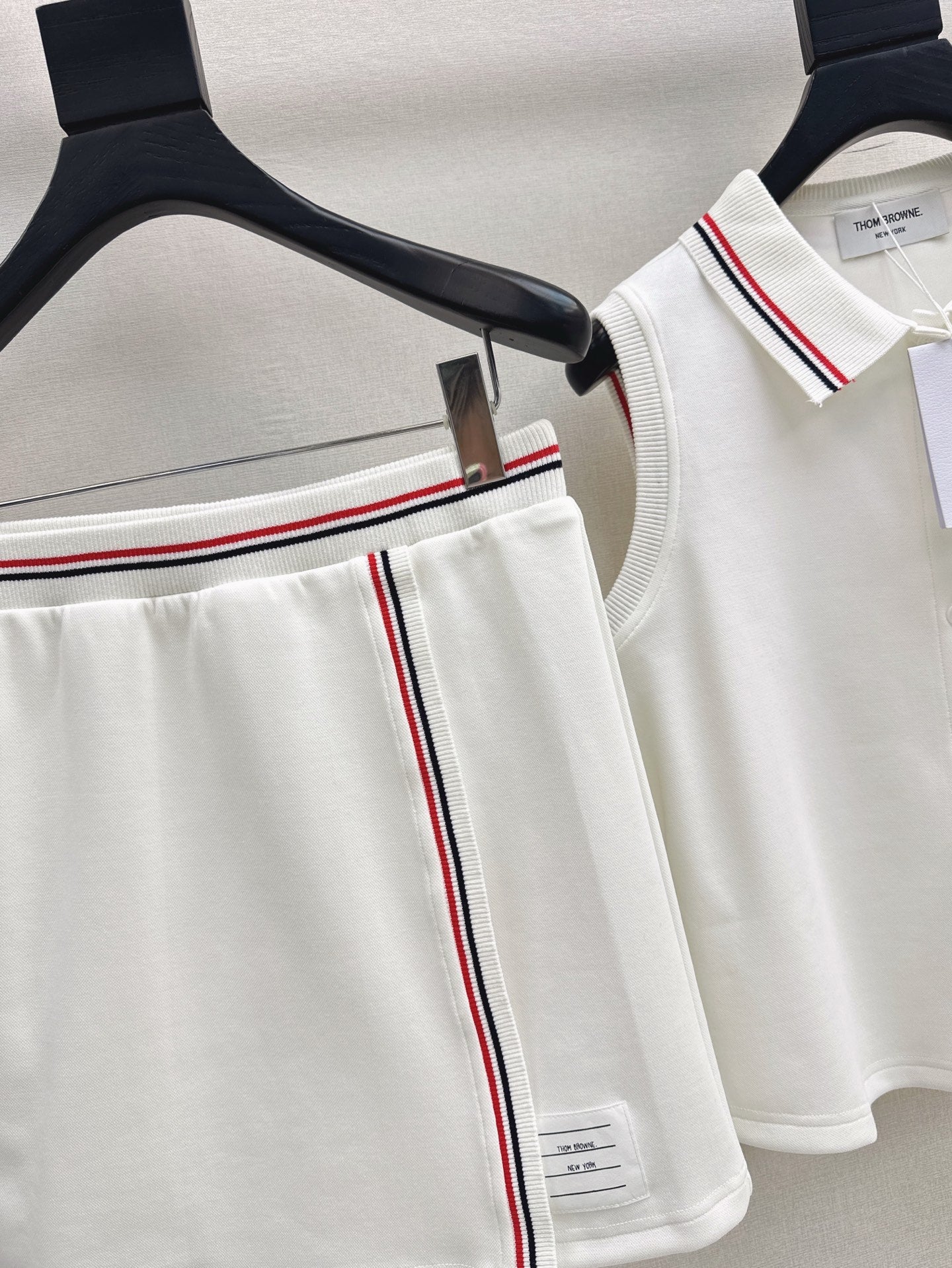 Thom 25ss vest skirt set