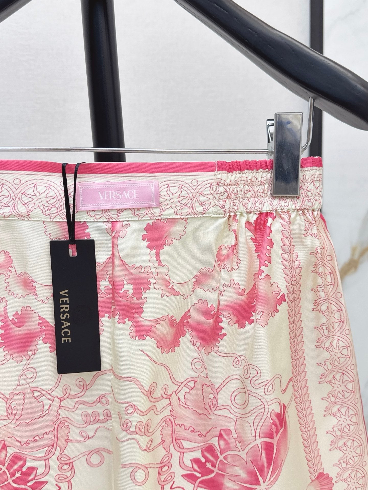Vers 25ss silk short