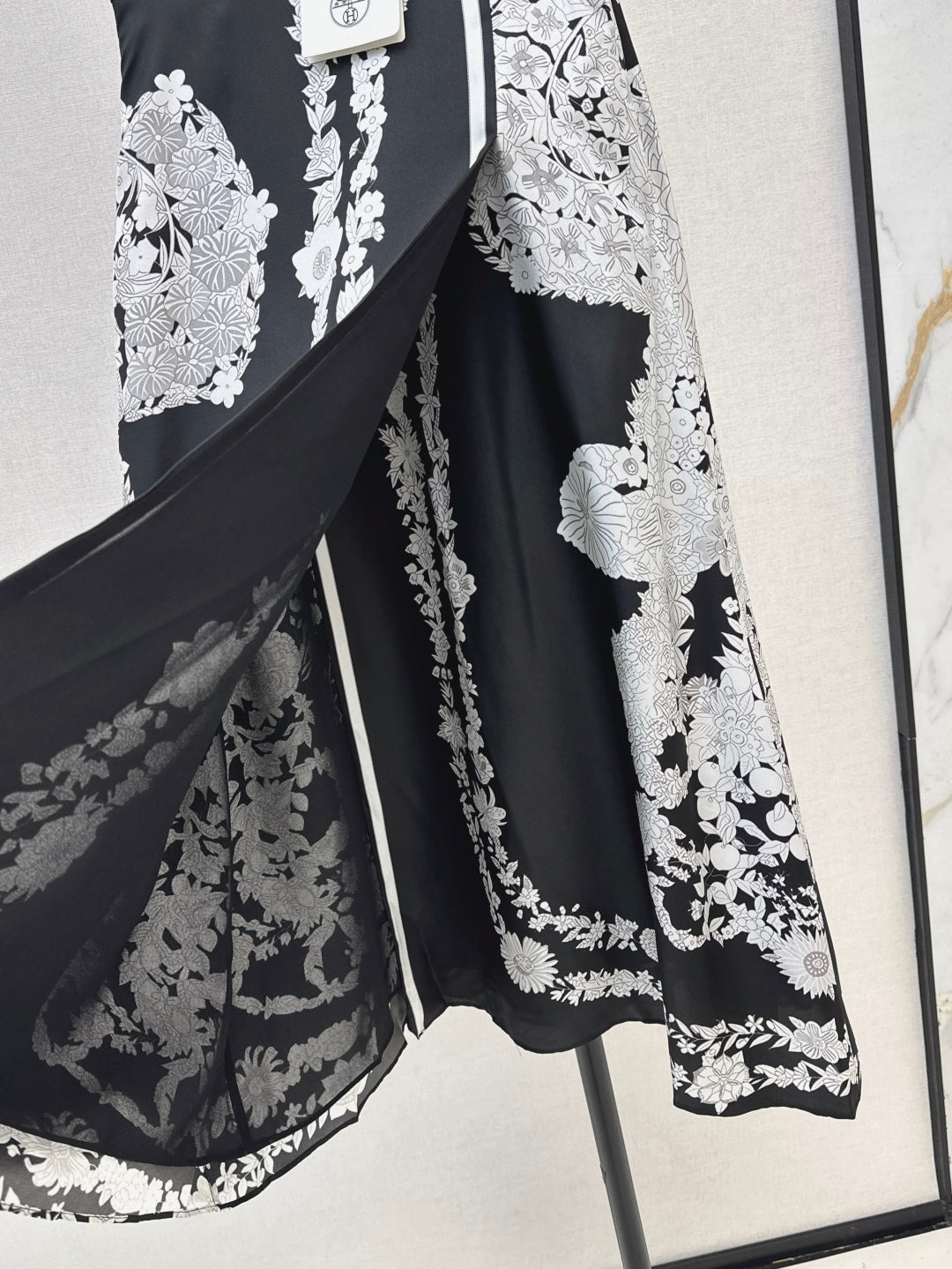 Herm 25ss Silk skirt