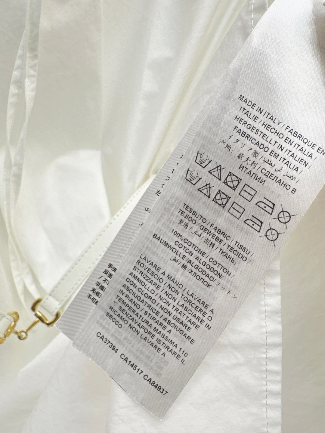 Guc 25ss V-neck shirt