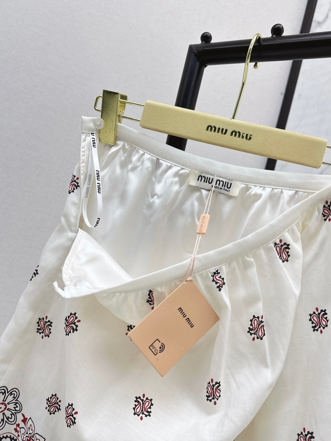 Miu 25ss linen suit