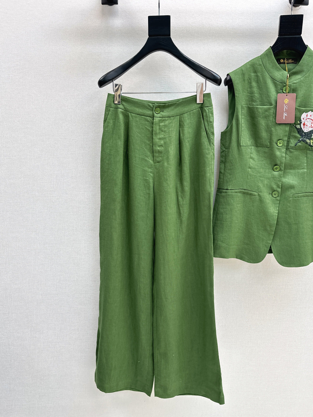 Loro 25ss linen suit