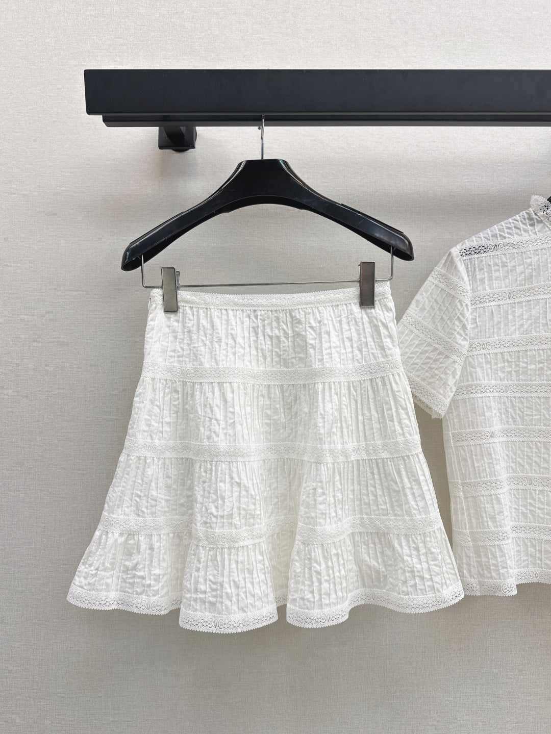 Celi 25ss embroidered skirt