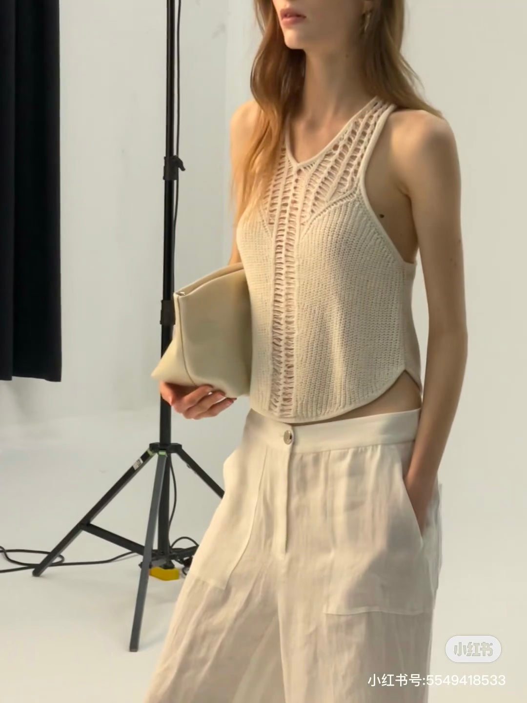 IR 25ss hollow knit vest