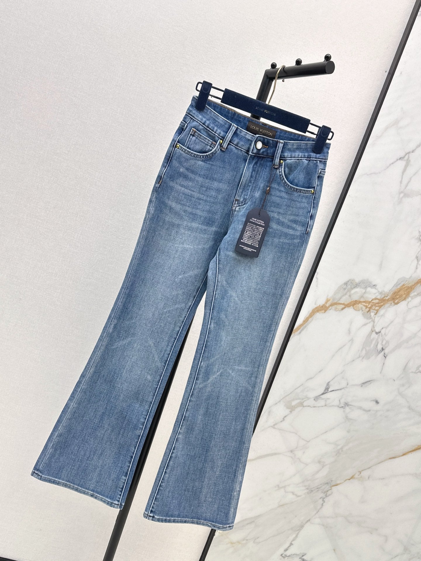 Louis 25ss flared jeans