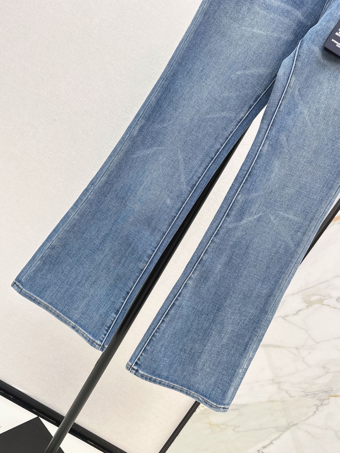 Louis 25ss flared jeans