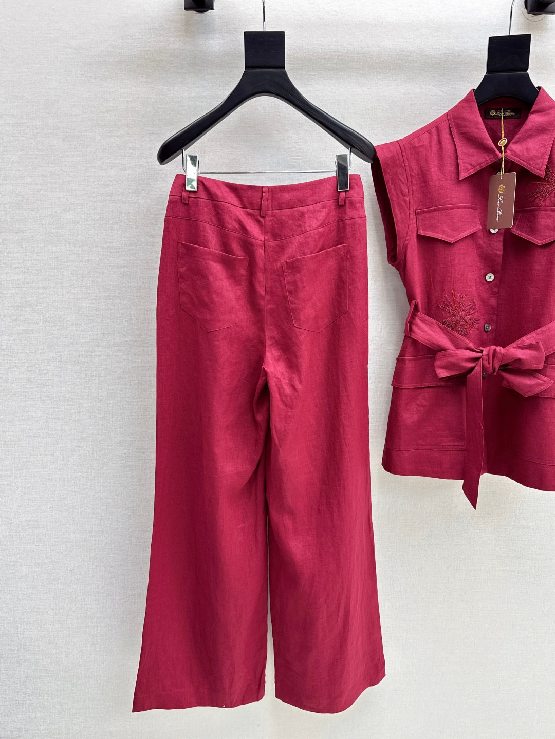 Loro 25ss linen embroidered suit
