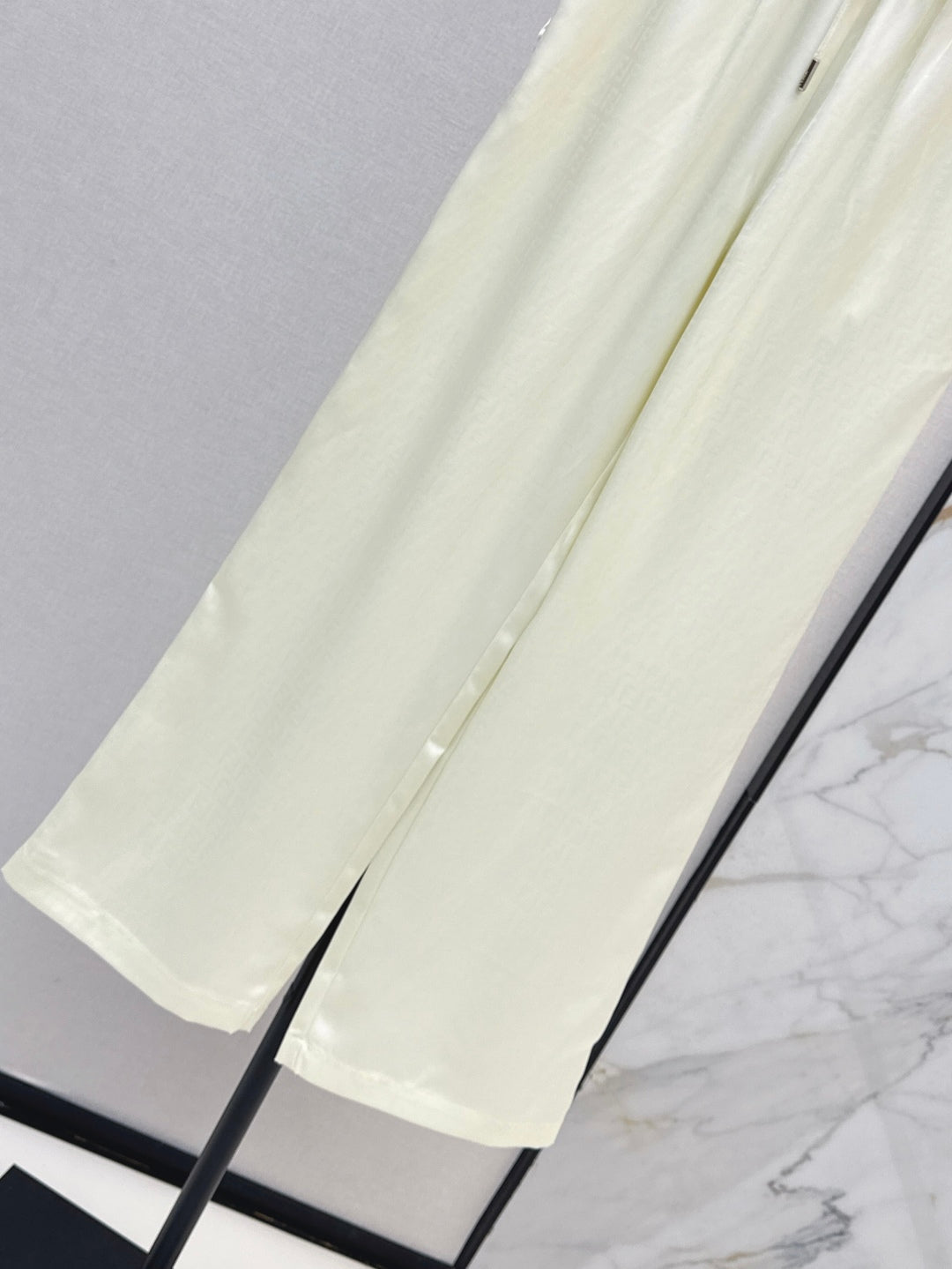 Fend 25ss print pants