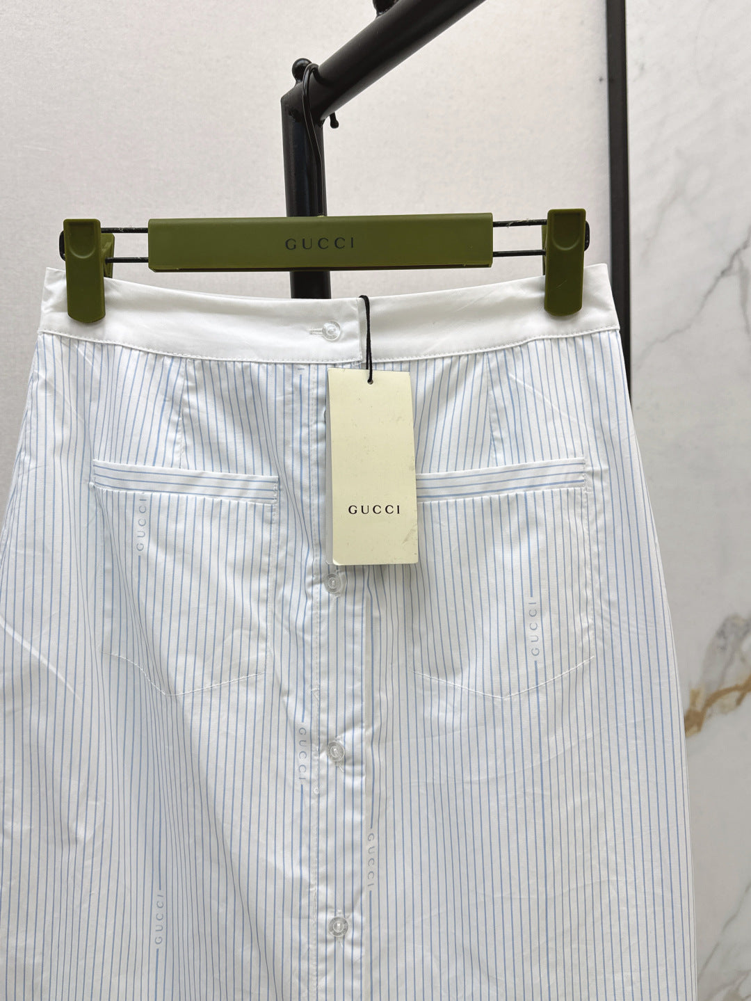 Guc 25ss striped skirt