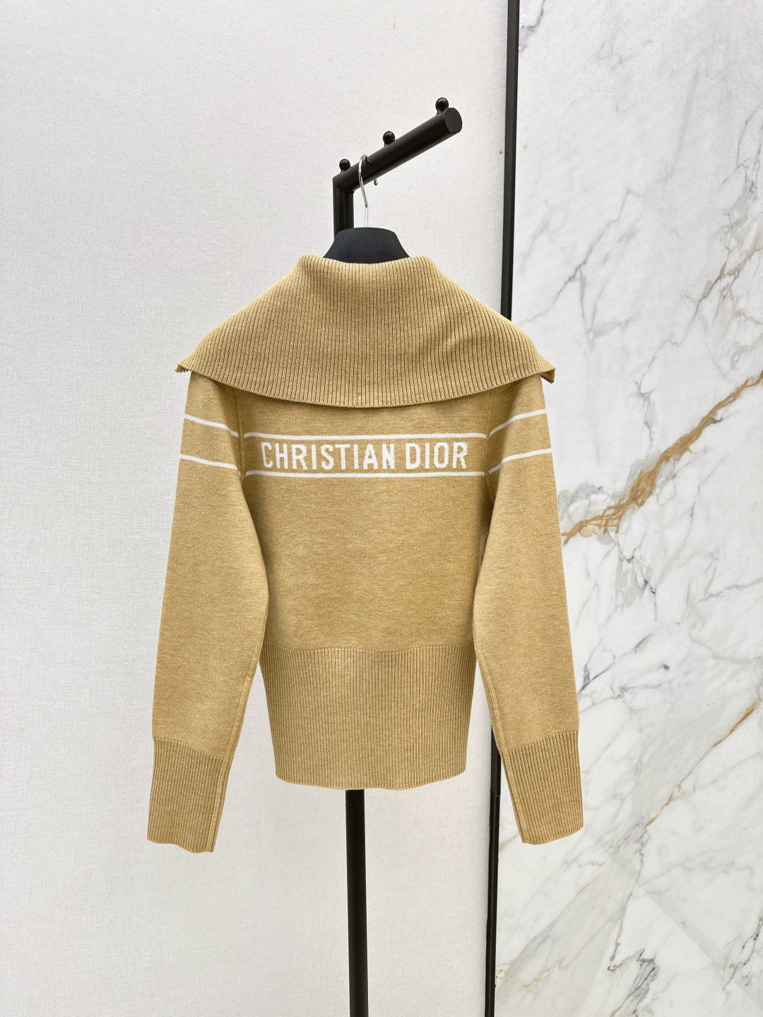 CD 25fw reversible jacket