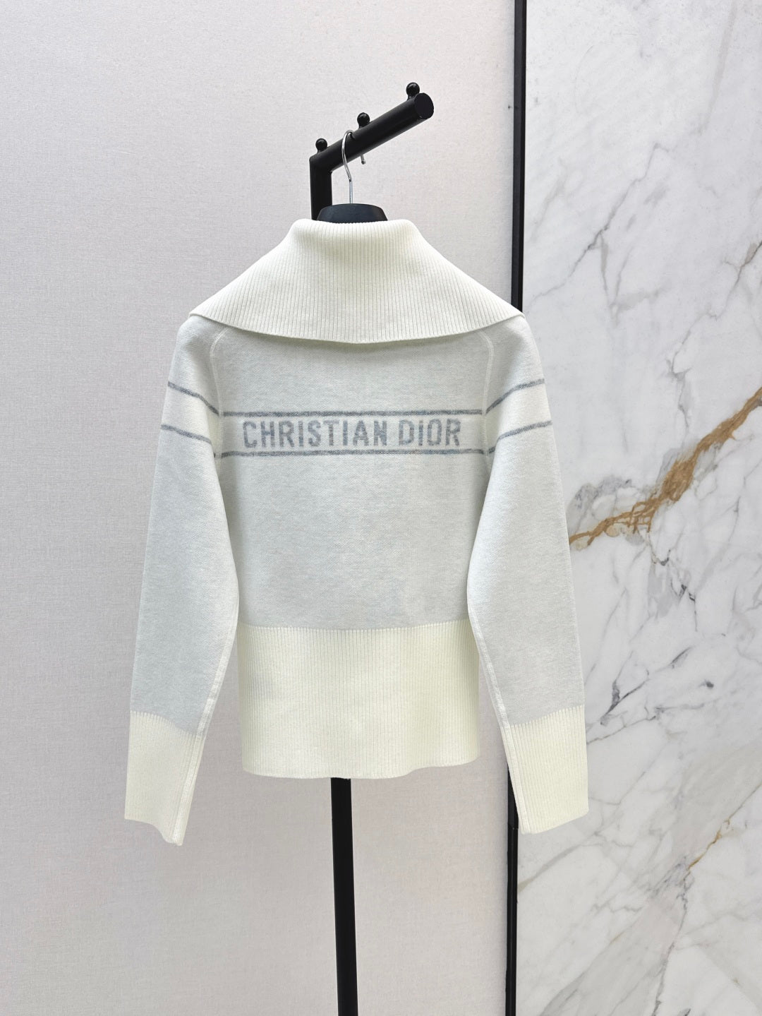 CD 25FW reversible jacket