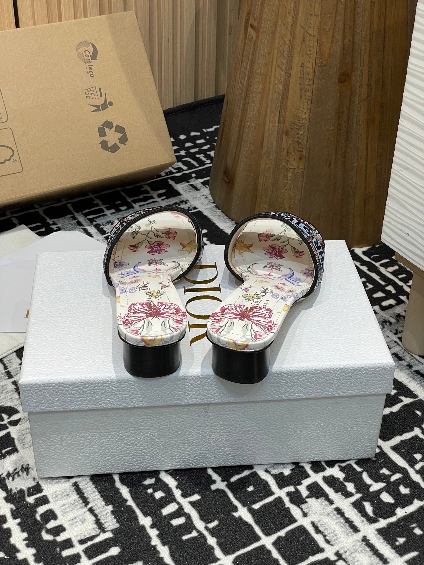CD 25SS Dway slippers