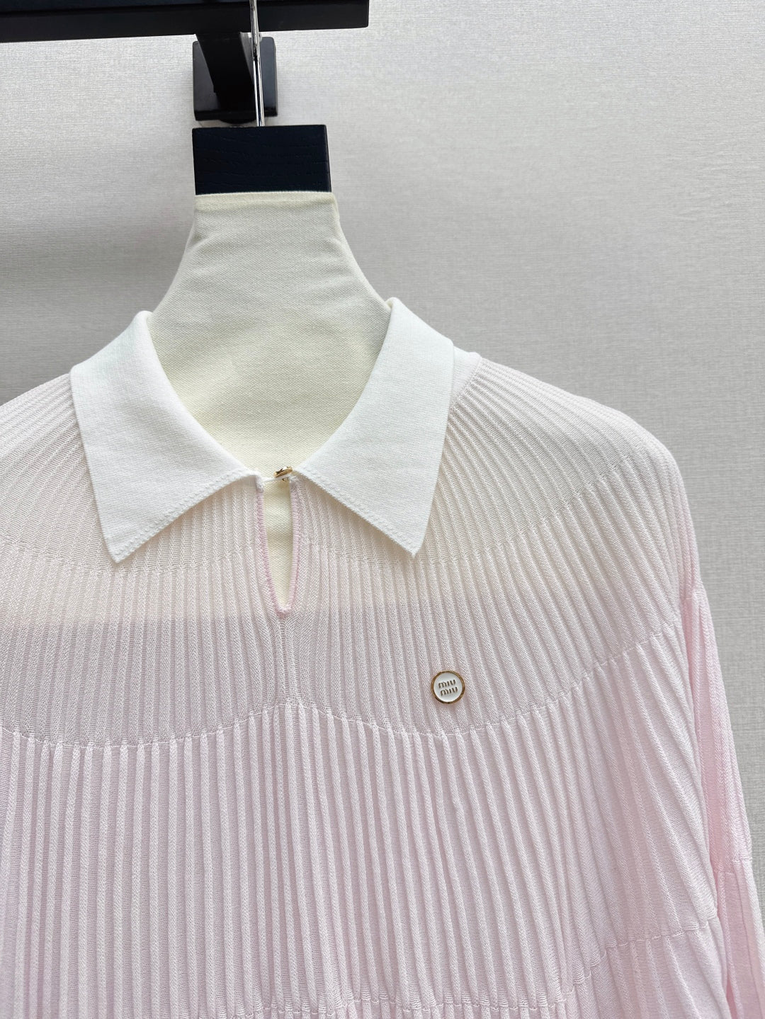 Miu 25ss knit cape shirt