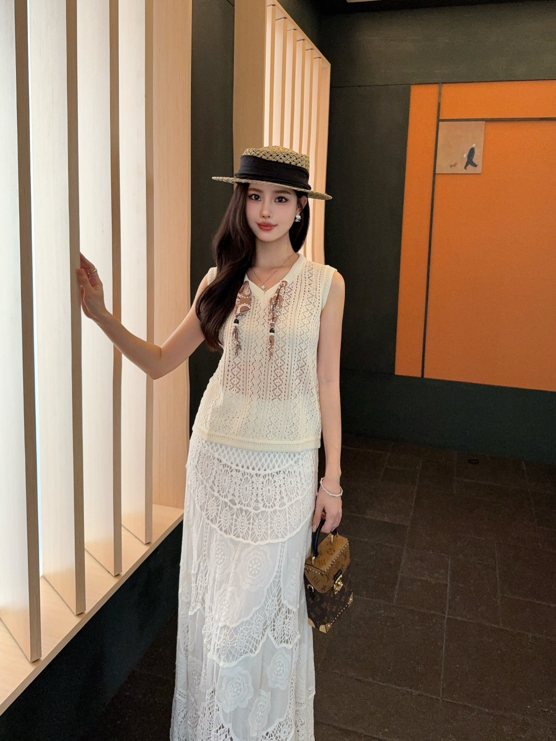 Miu 25ss scarf knit vest