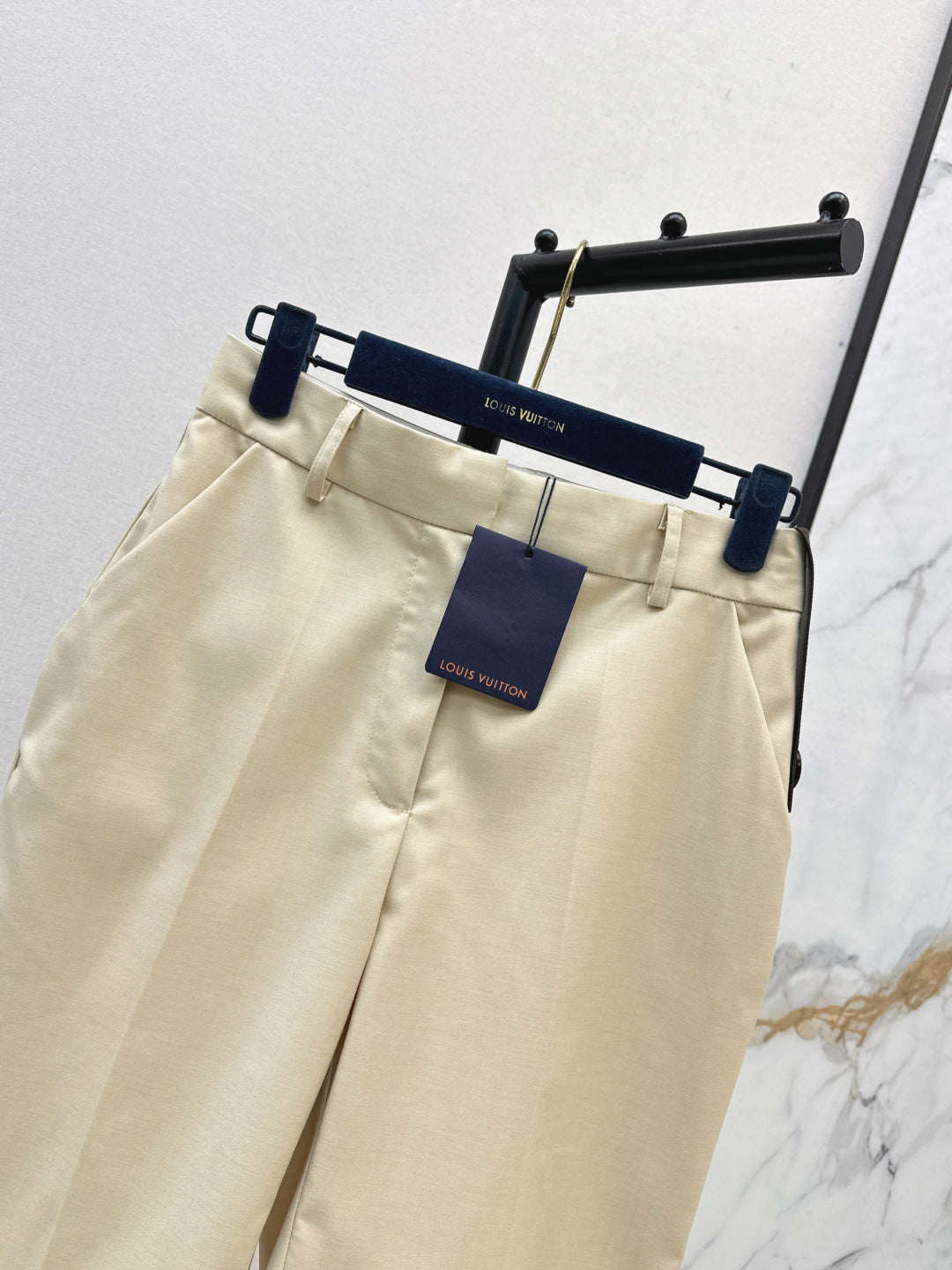 Louis 25fw short