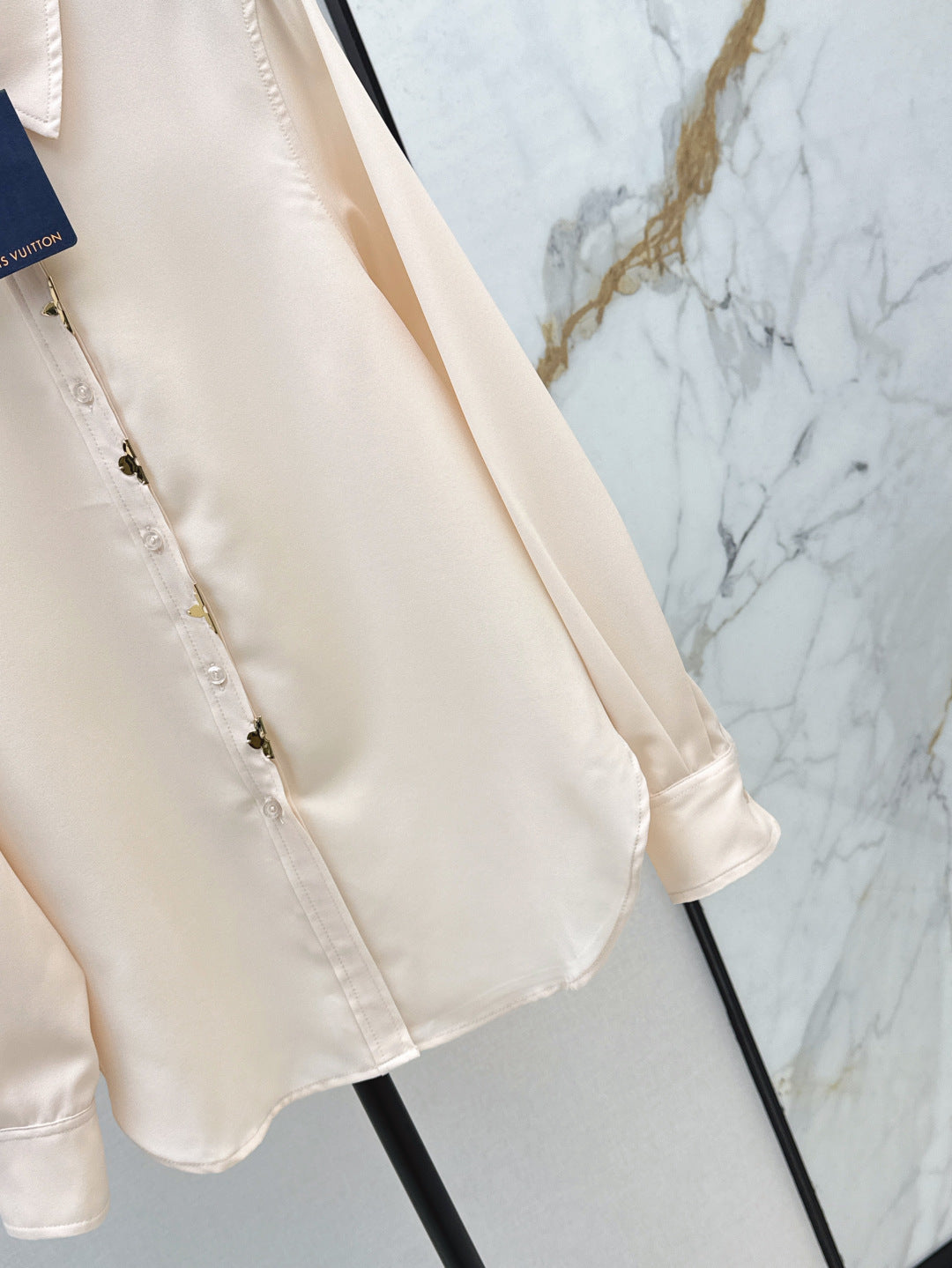 Louis 25fw buttons shirt