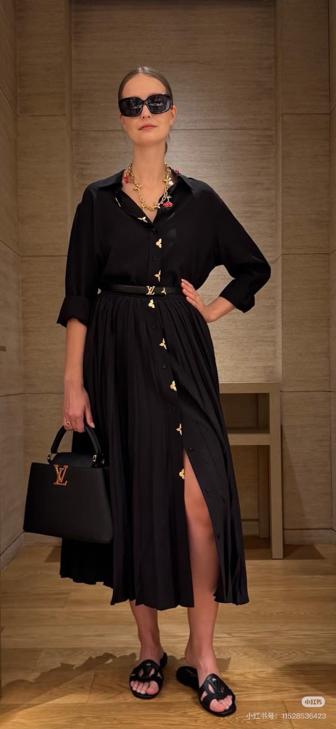 Louis 25fw pleated skirt