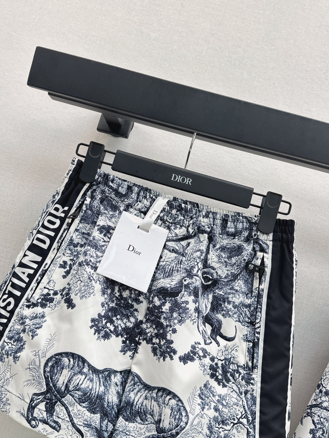 CD 25fw print short