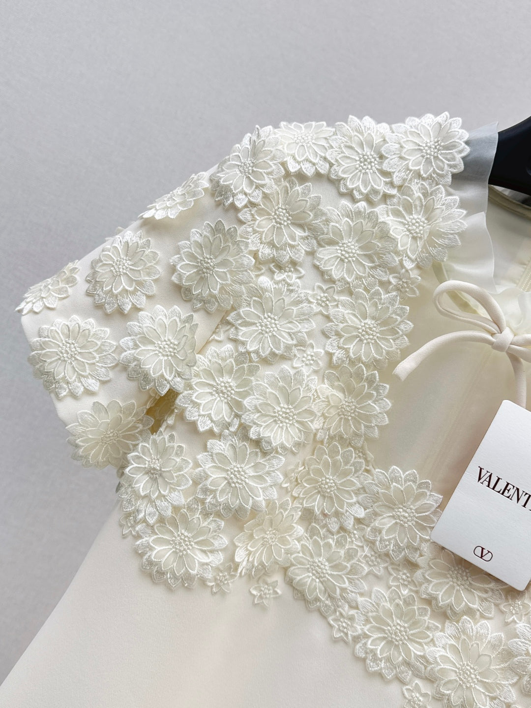 Valen 25fw embroidered dress